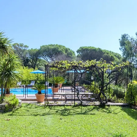 Villa Parasols *