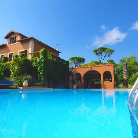 Villa Parasols